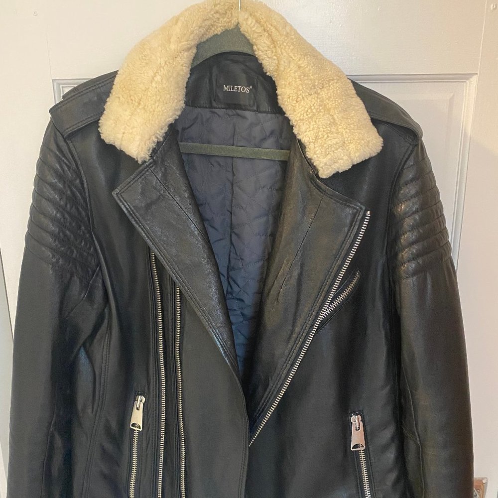 Leather Jacket, Furred Collar, Size 40R